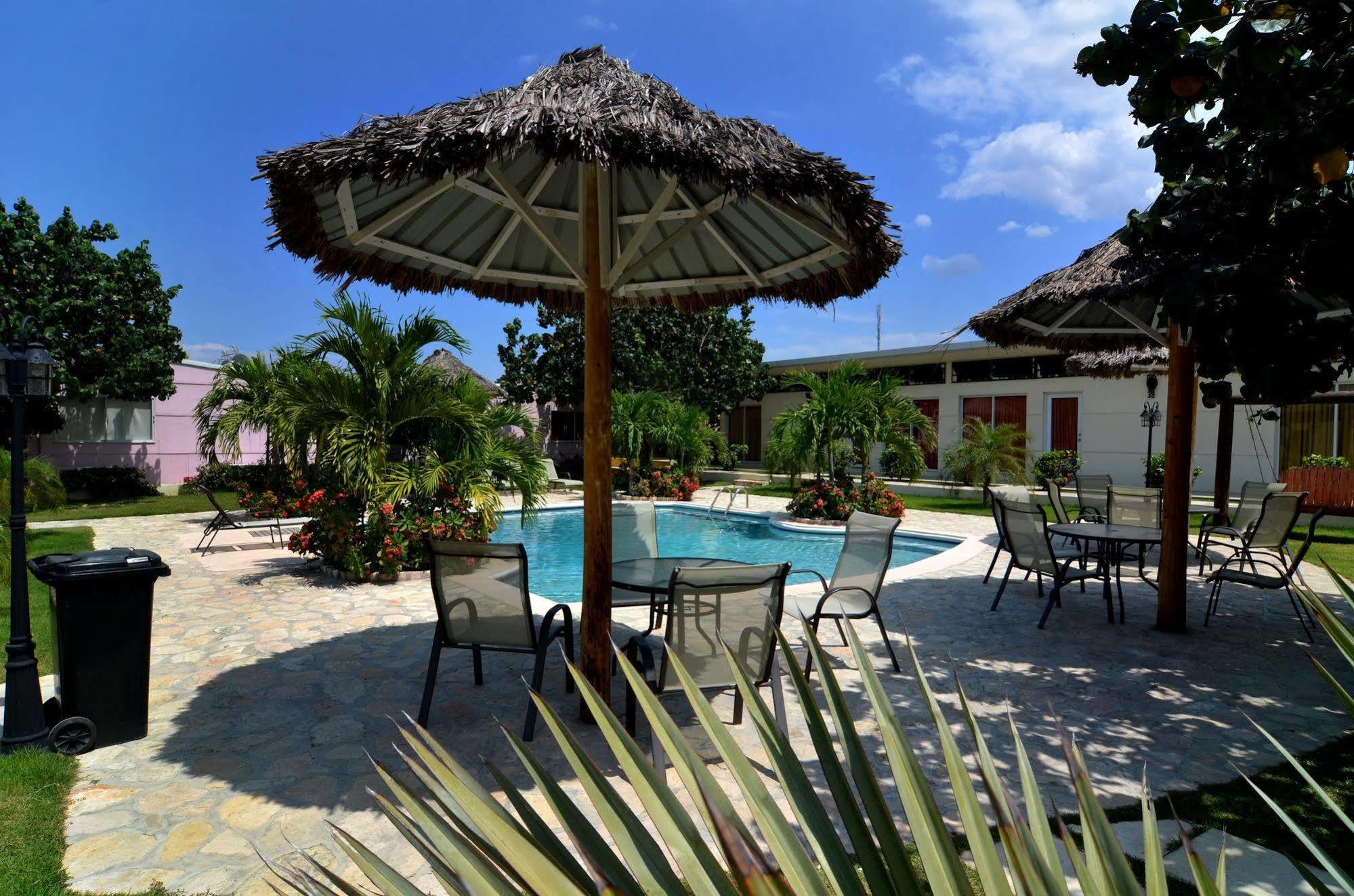 Executive Villas Port-au-Prince Ngoại thất bức ảnh