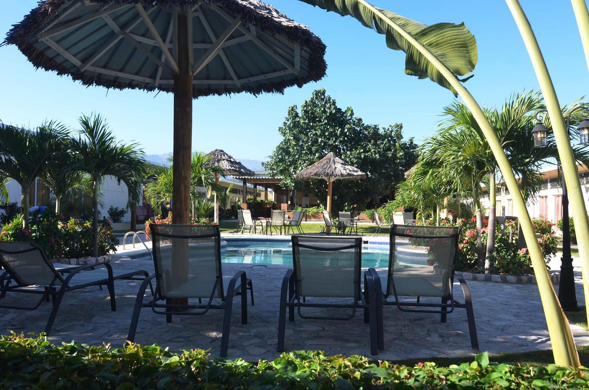 Executive Villas Port-au-Prince Ngoại thất bức ảnh
